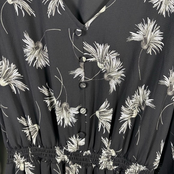 Talbots Black and White Floral Long Sleeve Dress Sz 8P - Picture 5 of 9